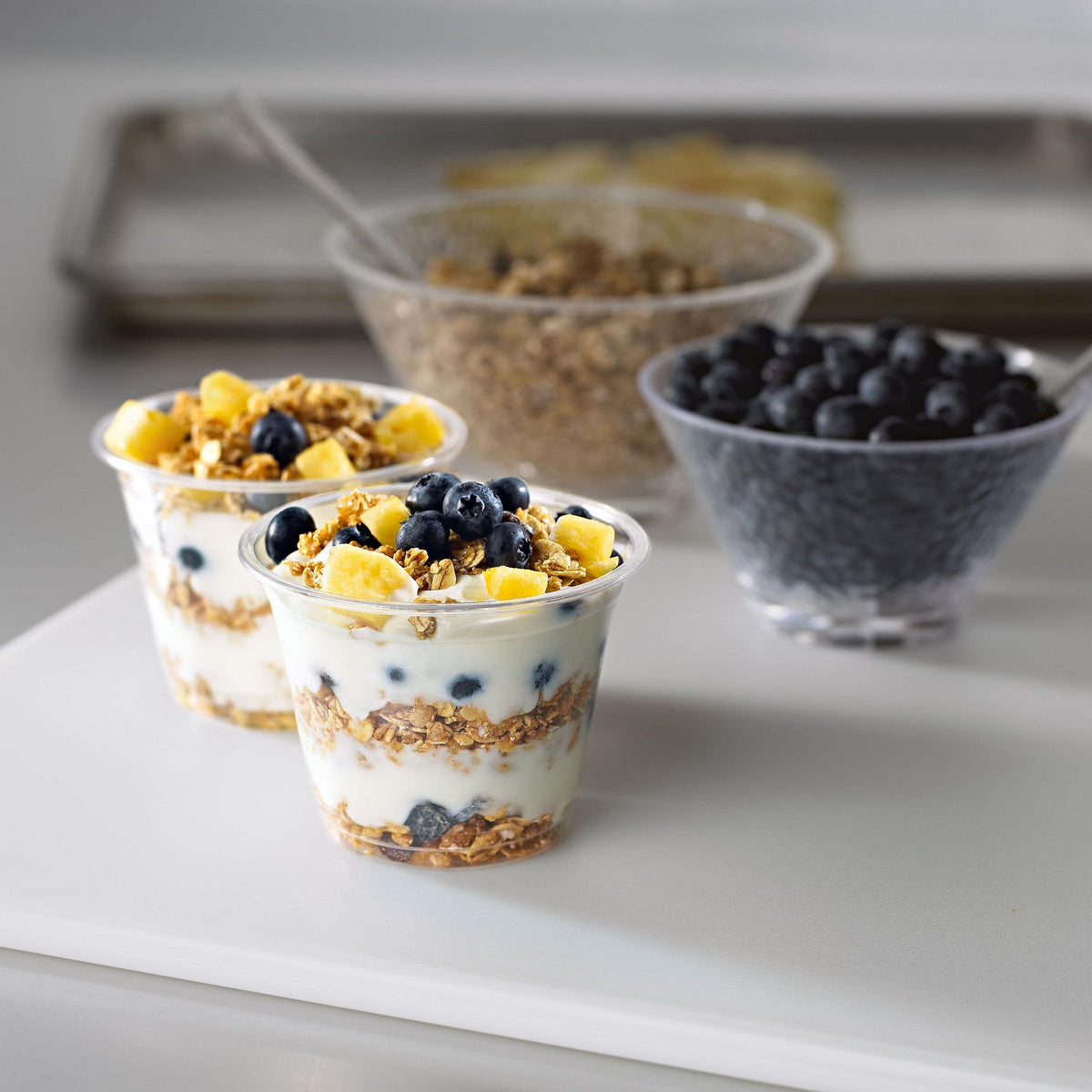 Kellogg's Low Fat Granola with Raisins Cereal, 70 Count