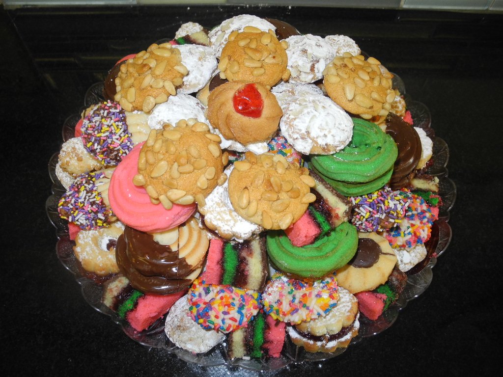 Assorted Italian Cookies, 5 lb Bulk Box for Sharing